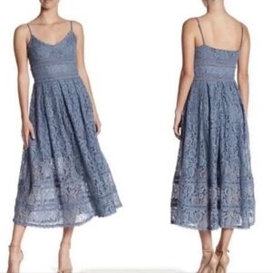 NSR | Sleeveless Lace Midi Dress in Dusty Blue